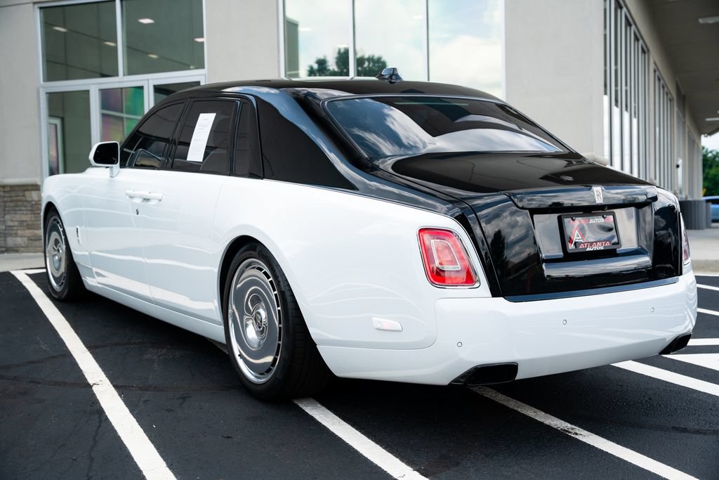 Used 2019 Rolls-Royce Phantom Sedan RWD image 16