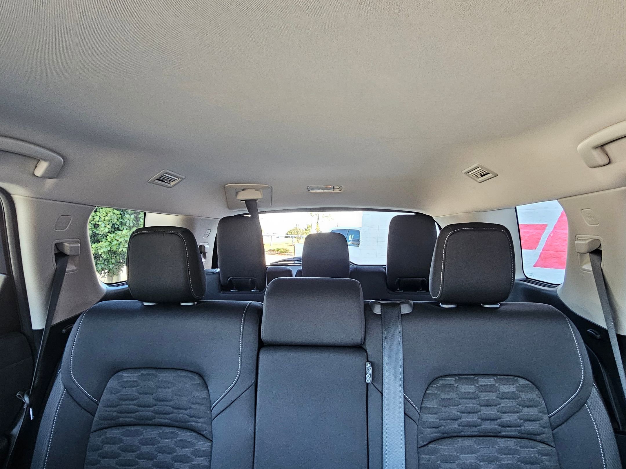 Used 2024 Nissan Pathfinder SV image 28