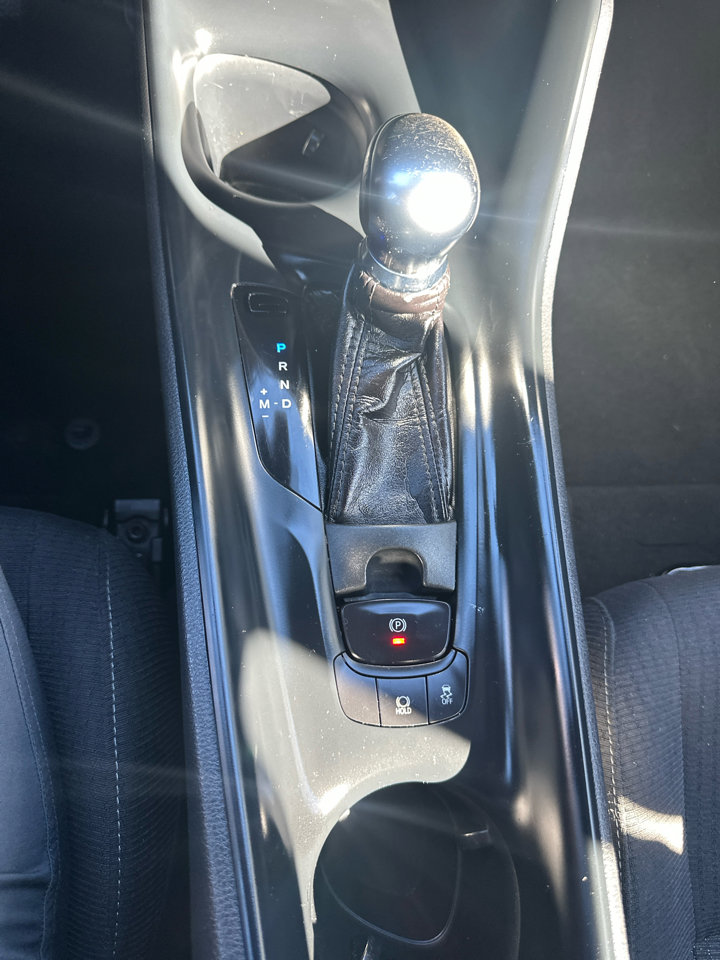 Used 2018 Toyota C-HR XLE image 14