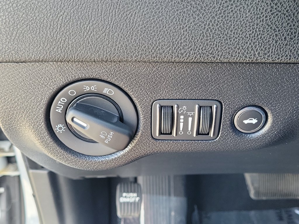 Used 2022 Dodge Charger R/T RWD image 26