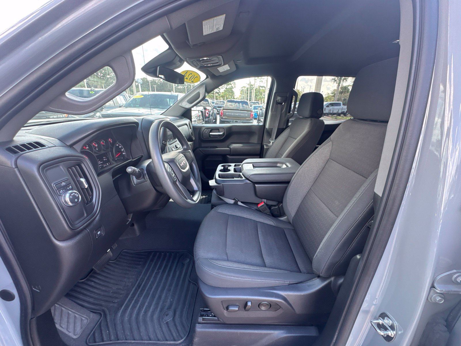 Used 2024 GMC Sierra 1500 Pro w/ Pro Value Package RWD image 15