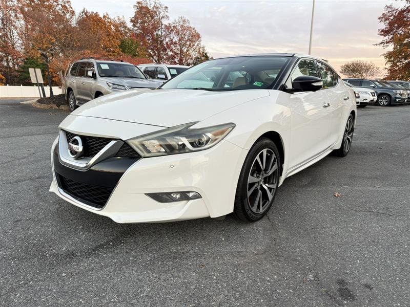 Used 2016 Nissan Maxima Platinum image 1