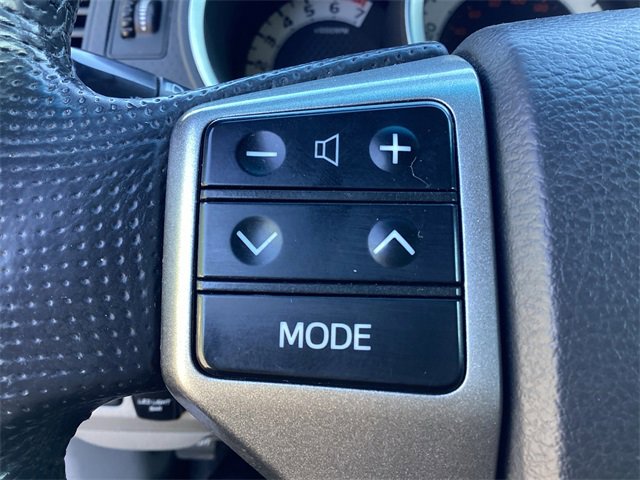 Used 2013 Toyota Tacoma 2WD Access Cab image 17