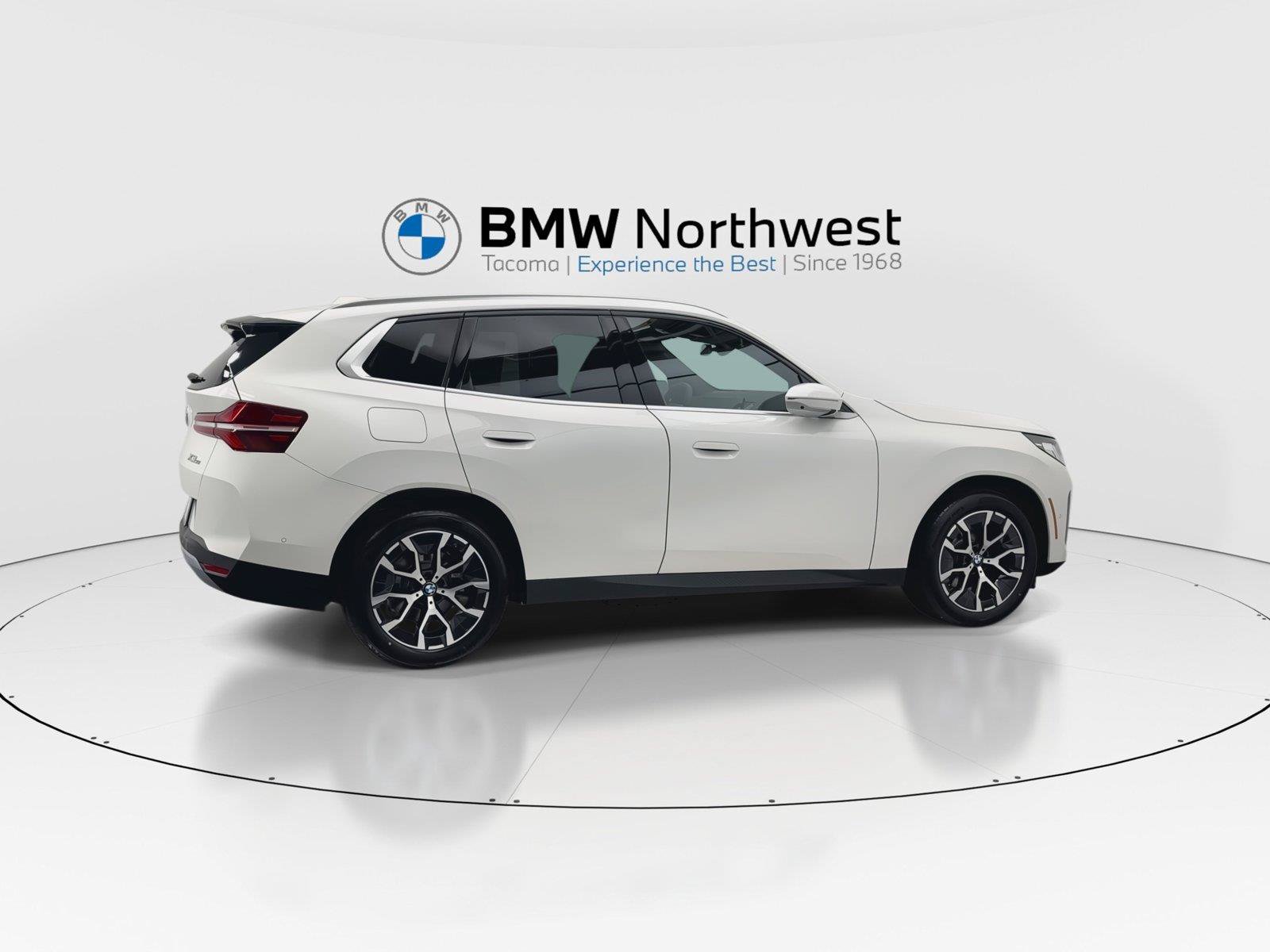 New 2026 BMW X3 xDrive30i w/ Premium Package AWD/4WD image 4