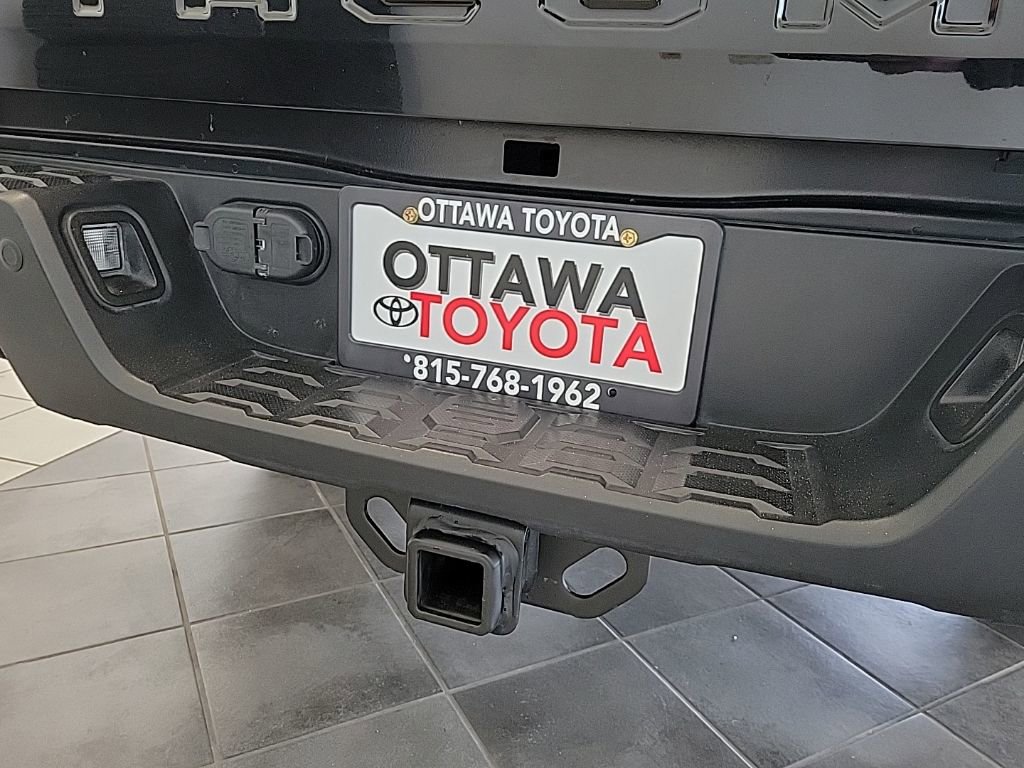 Used 2023 Toyota Tacoma TRD Off-Road w/ Technology Package image 13
