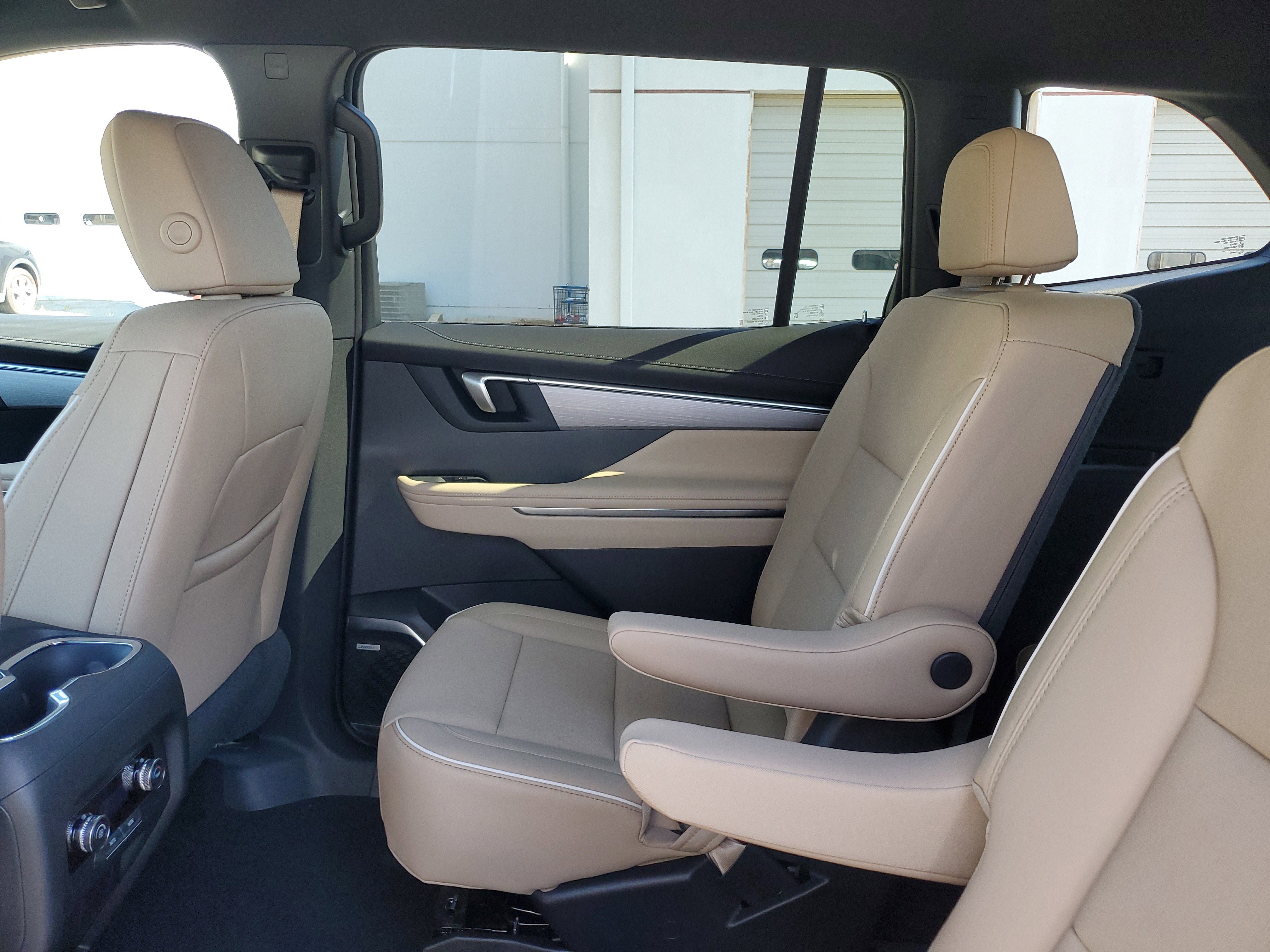 New 2026 Buick Enclave Preferred w/ Super Cruise Package image 8