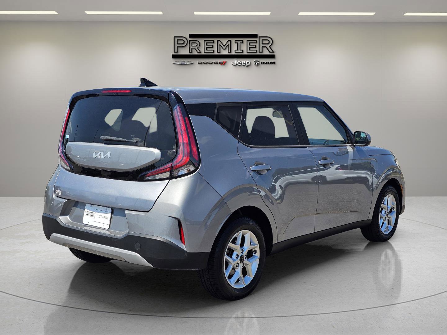 Used 2023 Kia Soul LX w/ Option Group 015 image 8