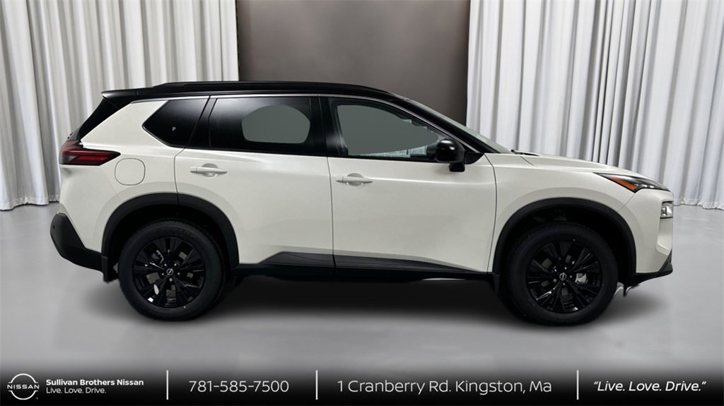 Certified 2023 Nissan Rogue SV w/ SV Premium B Package image 4