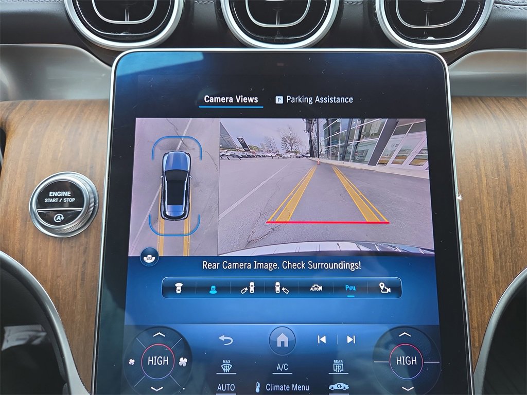 Used 2023 Mercedes-Benz GLC 300 4MATIC image 25