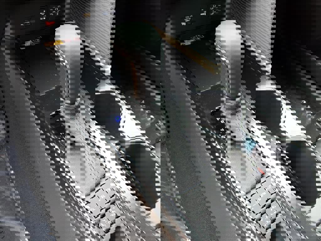 Used 2026 Toyota Camry SE image 21