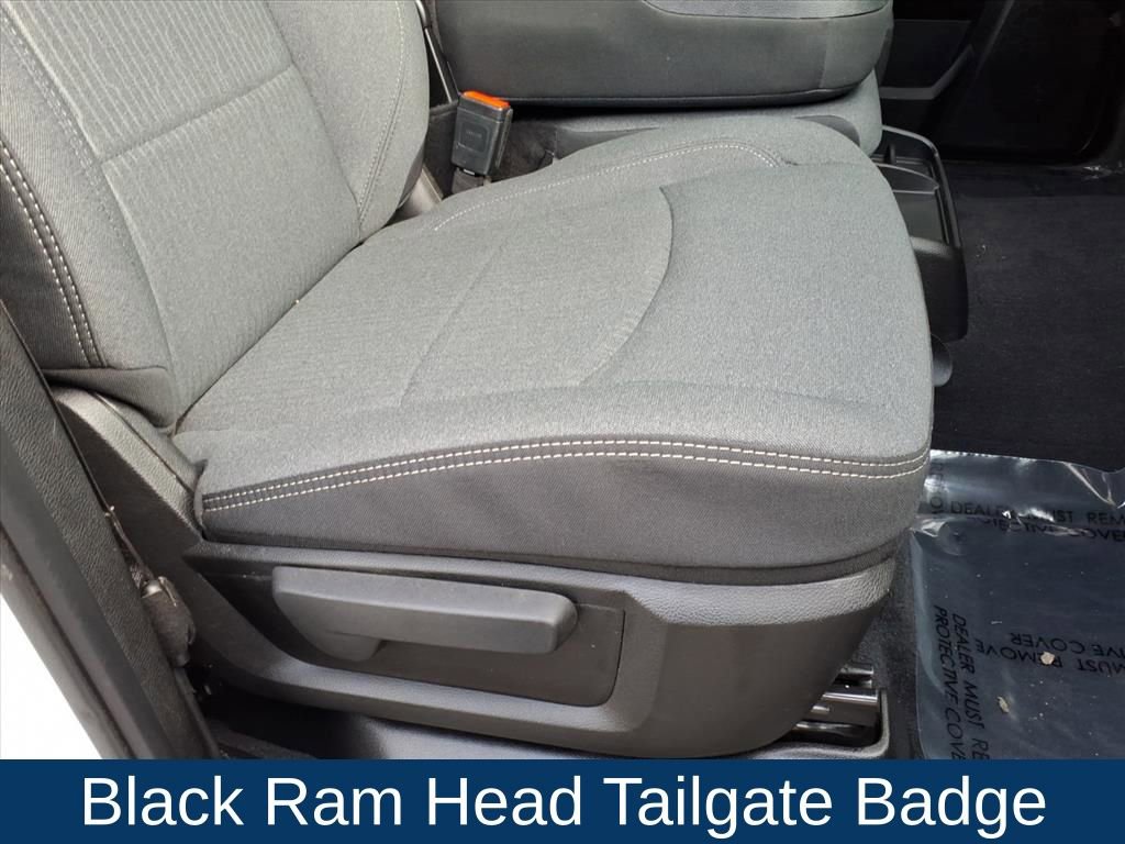 Used 2022 RAM 2500 Big Horn w/ Night Edition AWD/4WD image 27