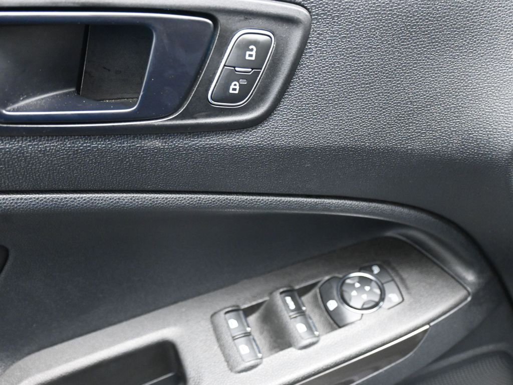 Certified 2020 Ford EcoSport SES image 12