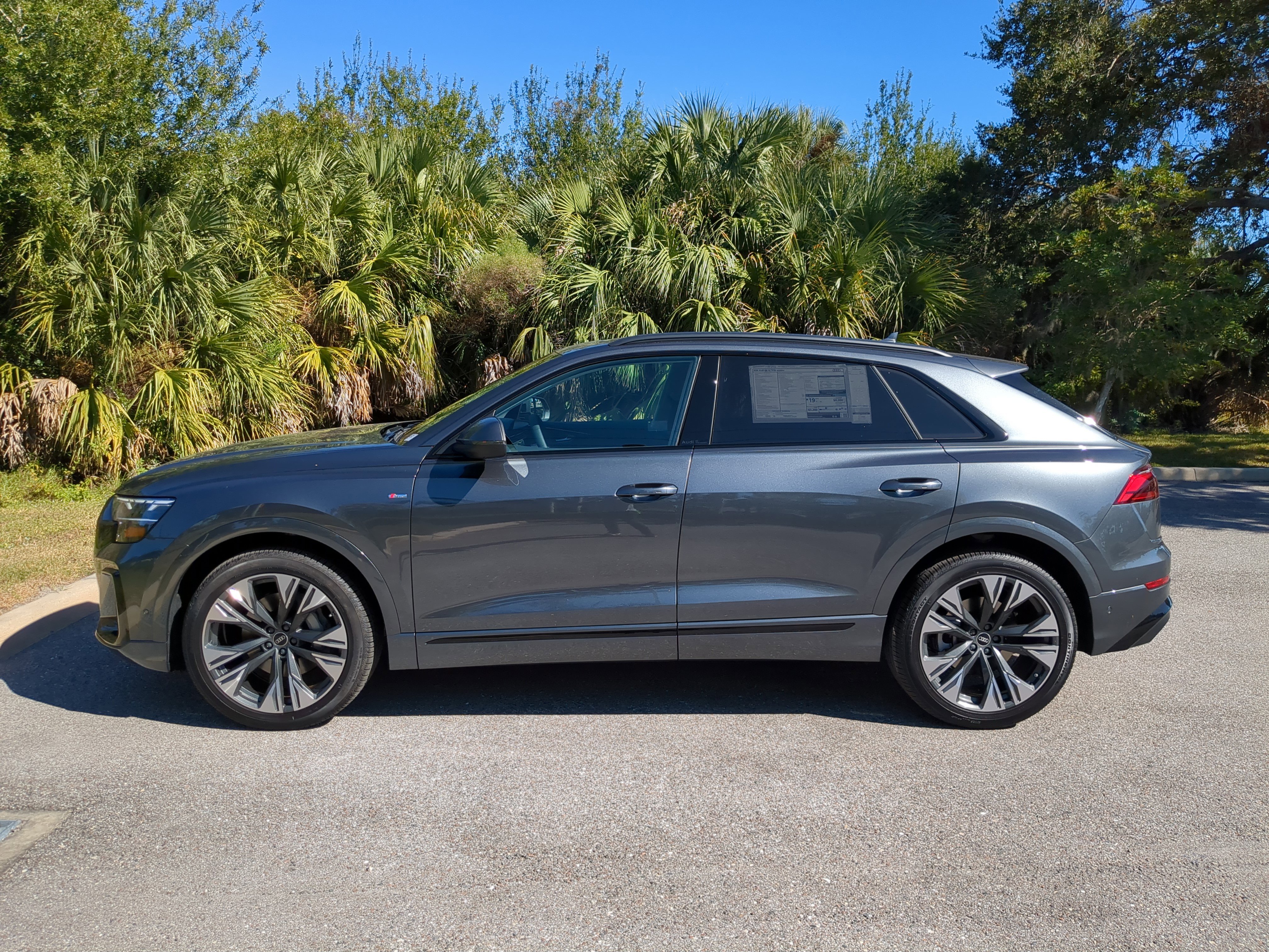 New 2026 Audi Q8 Premium Plus image 8