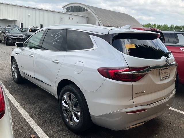 Used 2018 Buick Enclave Avenir w/ Avenir Technology Package FWD image 4
