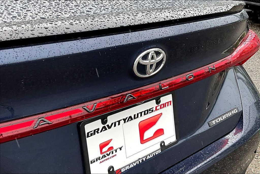 Used 2019 Toyota Avalon Touring w/ Advanced Safety Package FWD image 19