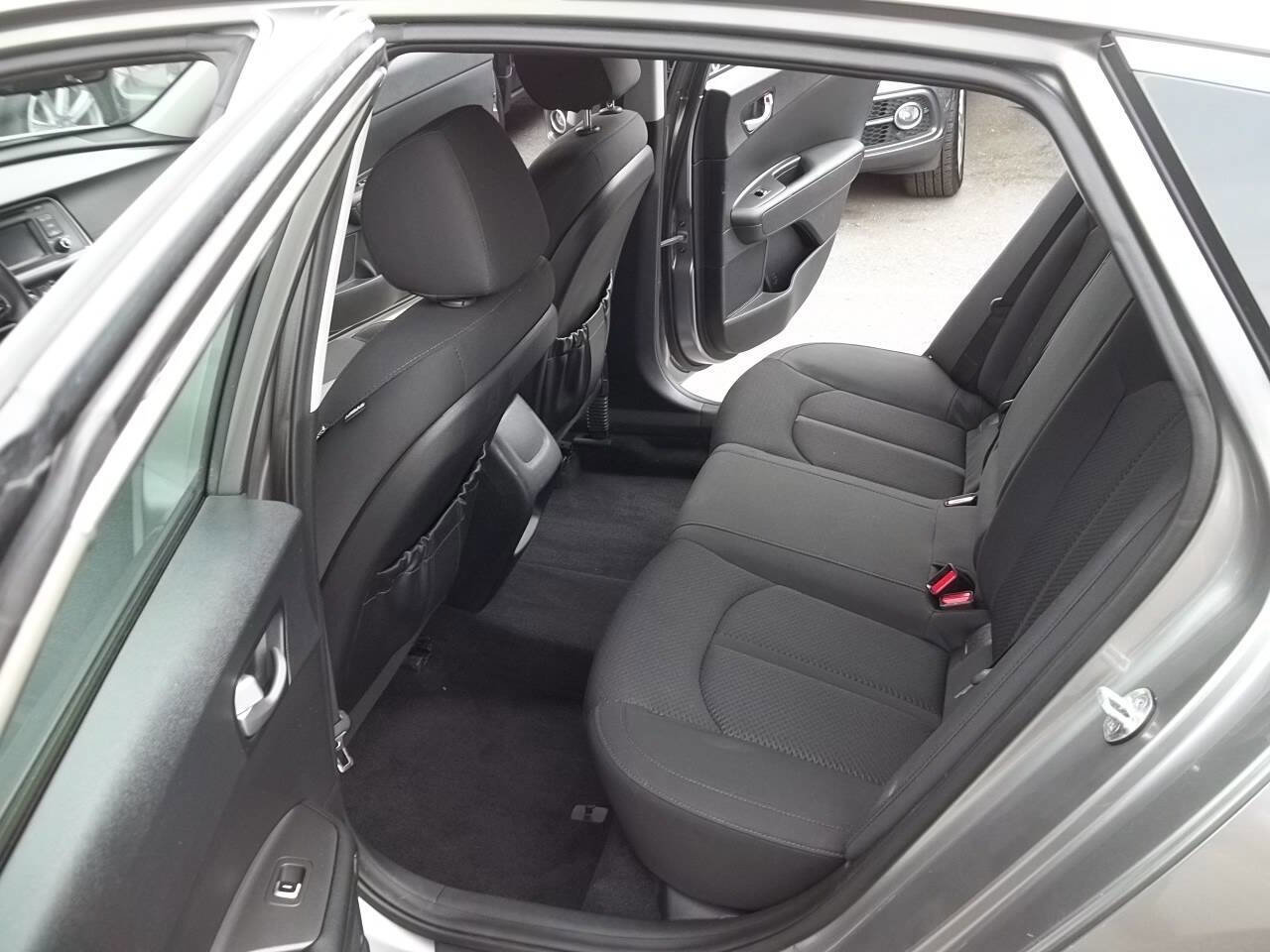 Used 2016 Kia Optima LX image 8