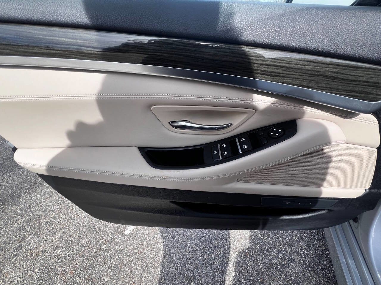 Used 2016 BMW 528i Sedan image 17