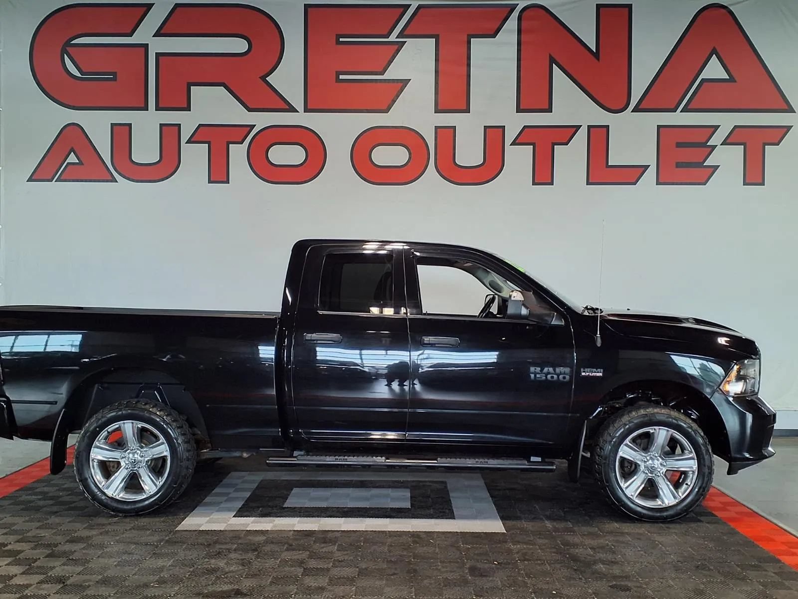 Used 2022 RAM 1500 Express w/ Wheel & Sound Group