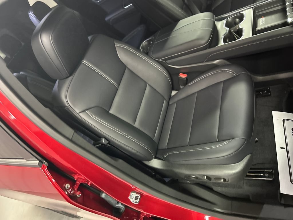 New 2026 GMC Acadia Elevation w/ Elevation Premium Package AWD/4WD image 23