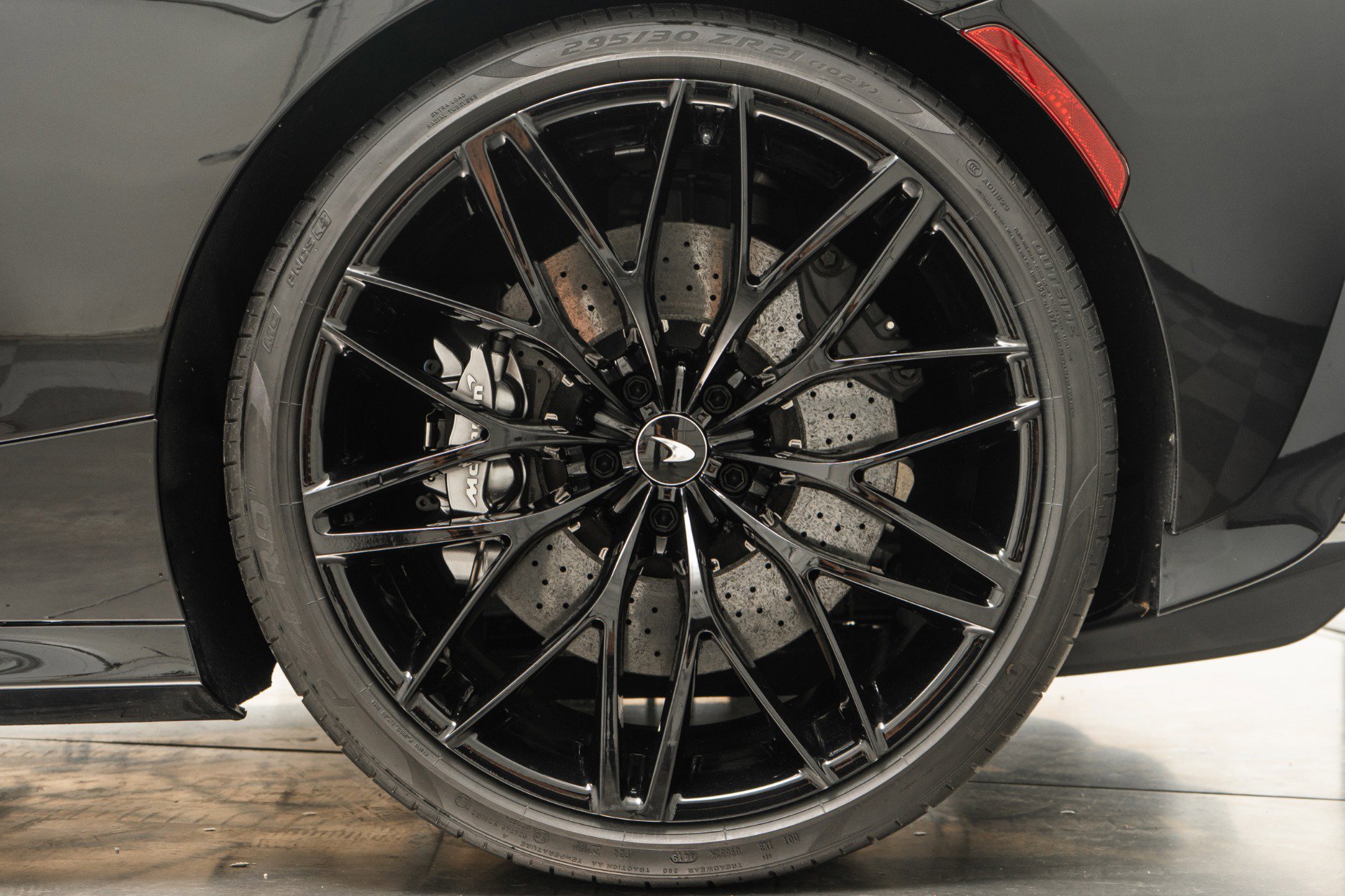 Used 2022 McLaren GT image 11