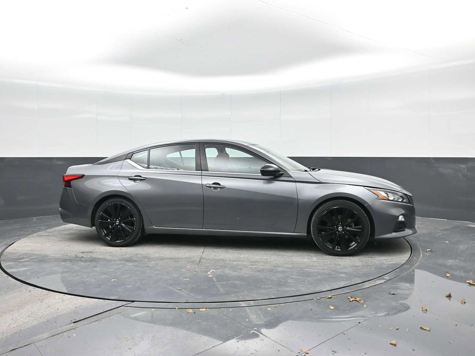 Used 2022 Nissan Altima 2.5 SR image 7