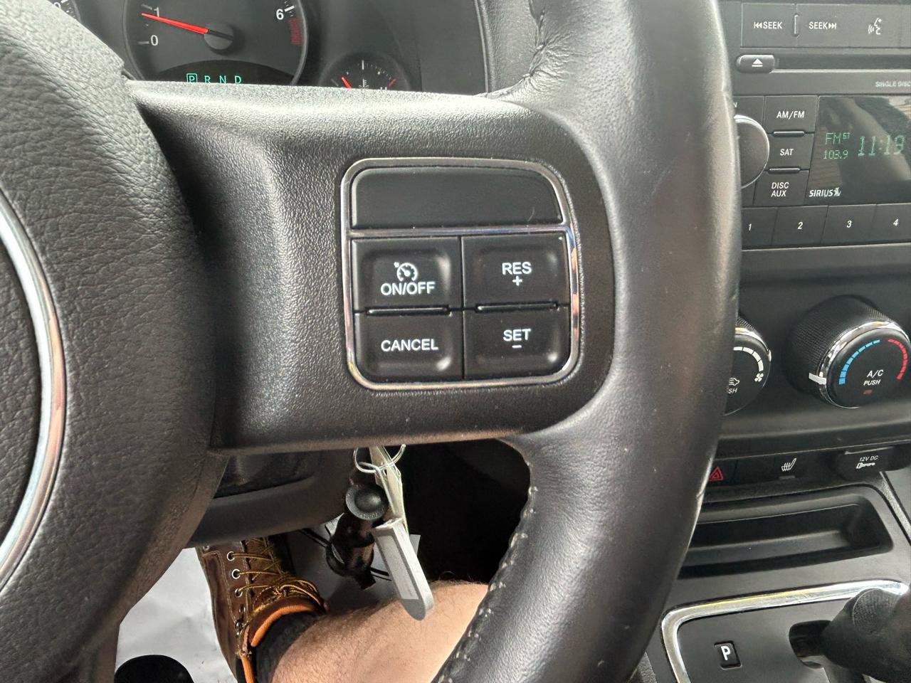 Used 2013 Jeep Compass Latitude w/ Premium Sound Group FWD image 19