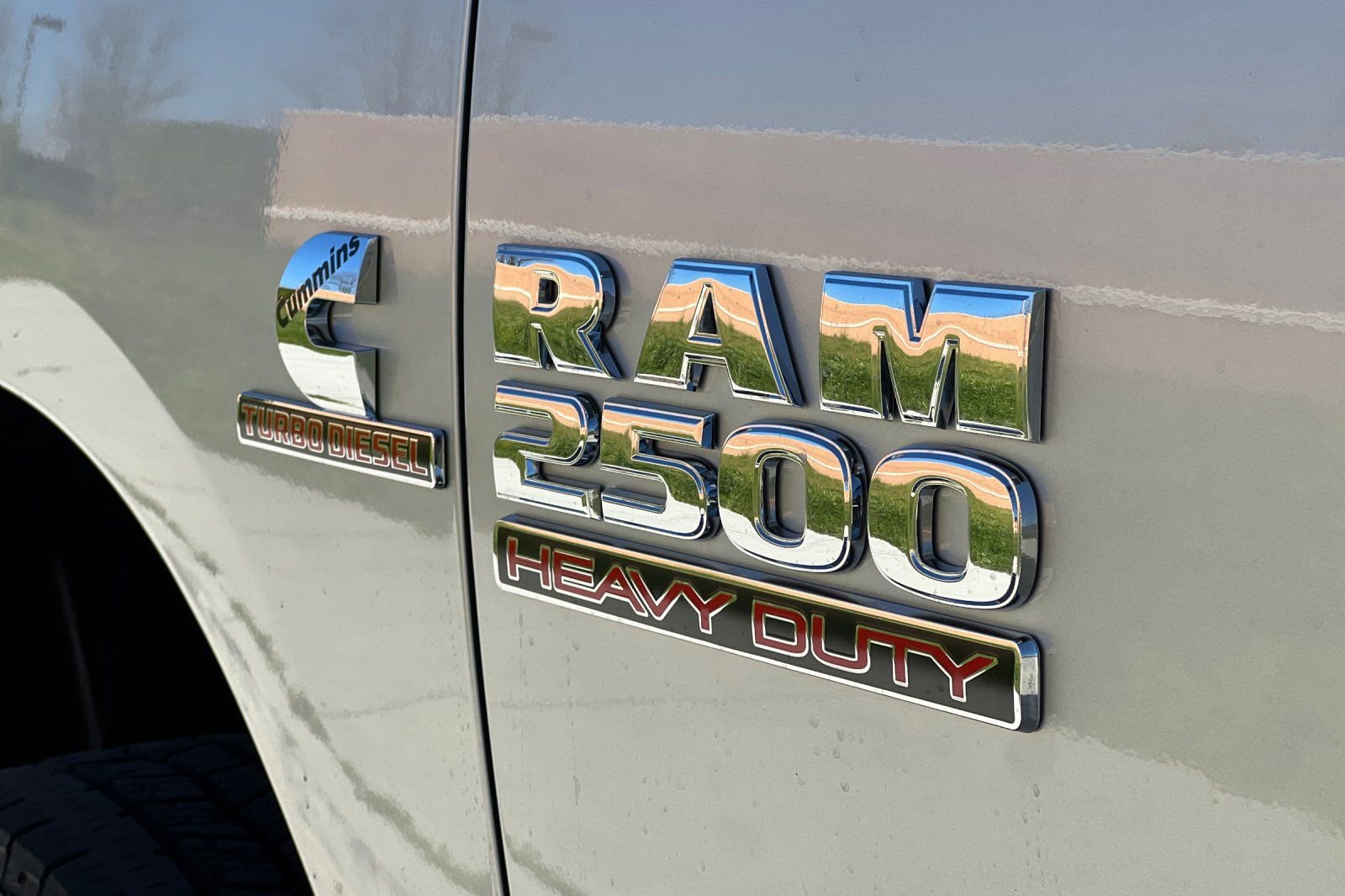 Used 2015 RAM 2500 Tradesman w/ Chrome Appearance Group image 25