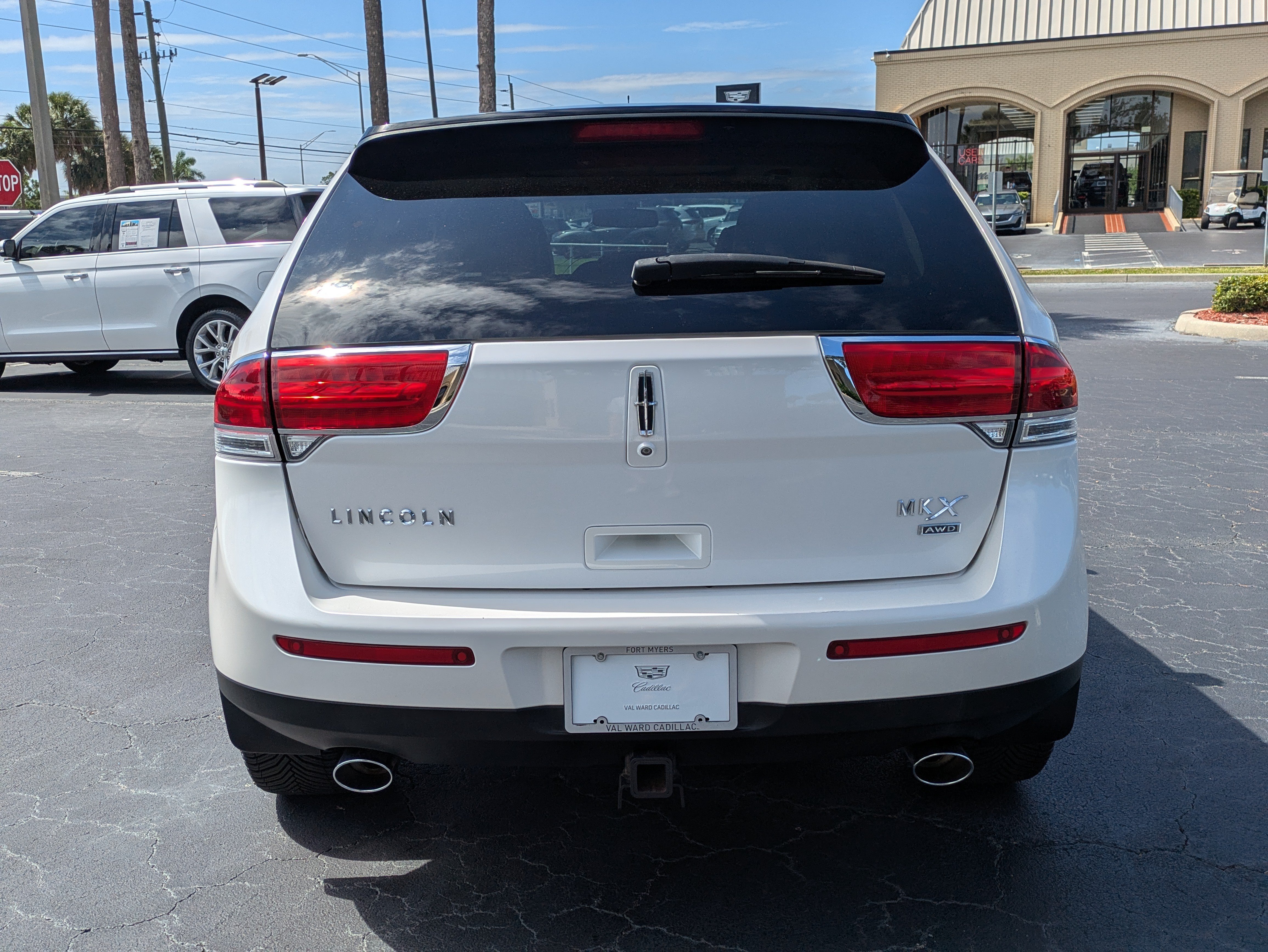Used 2014 Lincoln MKX AWD w/ Equipment Group 102A image 5
