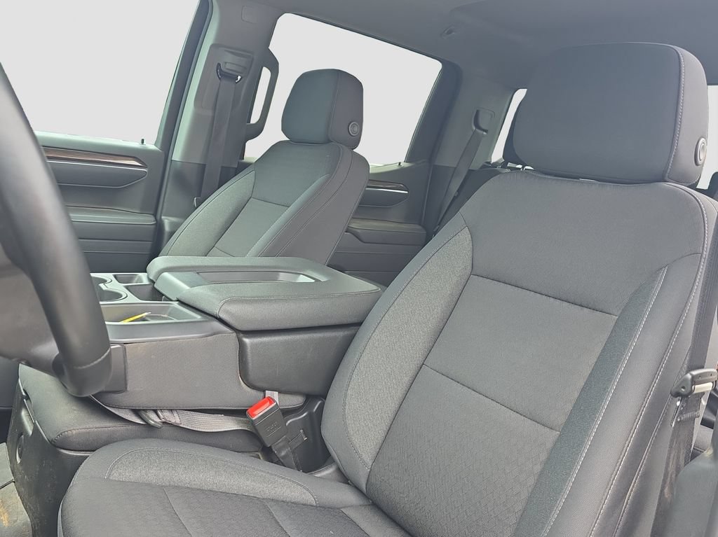 Used 2025 Chevrolet Silverado 1500 LT w/ Protection Package AWD/4WD image 6