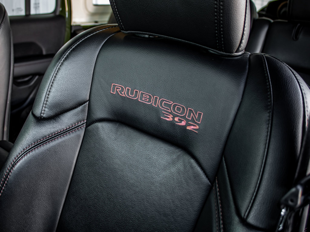 Used 2021 Jeep Wrangler Unlimited Rubicon w/ Dual Top Group image 25