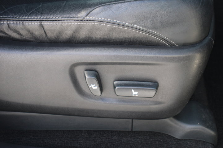 Used 2017 Toyota 4Runner Limited image 21