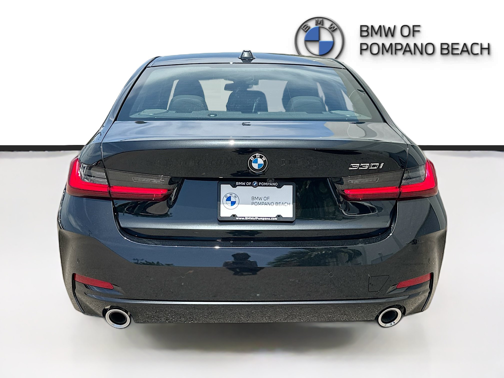 New 2026 BMW 330i Sedan w/ Premium Package RWD image 5