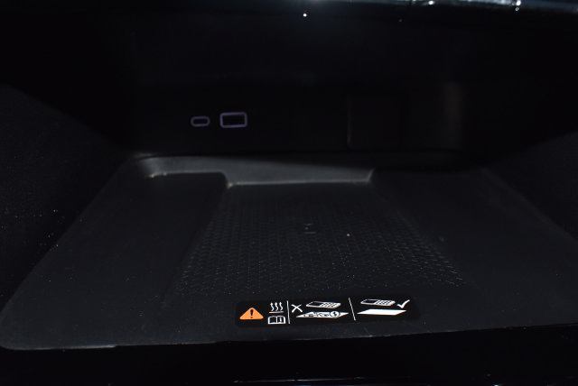 Used 2024 Chevrolet Traverse RS w/ LPO, Floor Liner Package AWD/4WD image 28