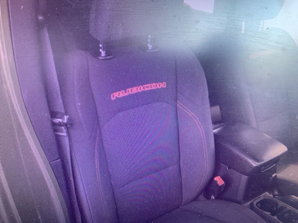 Used 2021 Jeep Wrangler Unlimited Rubicon image 18