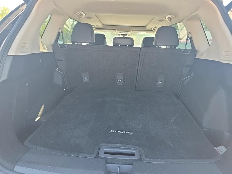 Certified 2023 Nissan Rogue SV w/ SV Premium B Package AWD/4WD image 14