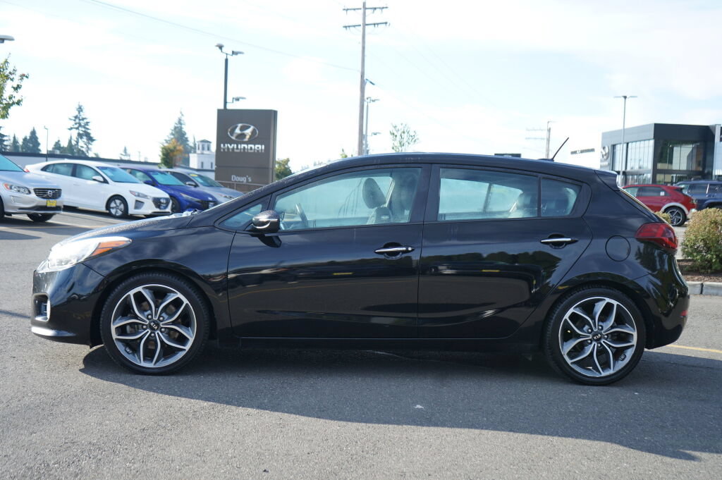 Used 2016 Kia Forte SX w/ Option Group 050 FWD image 9