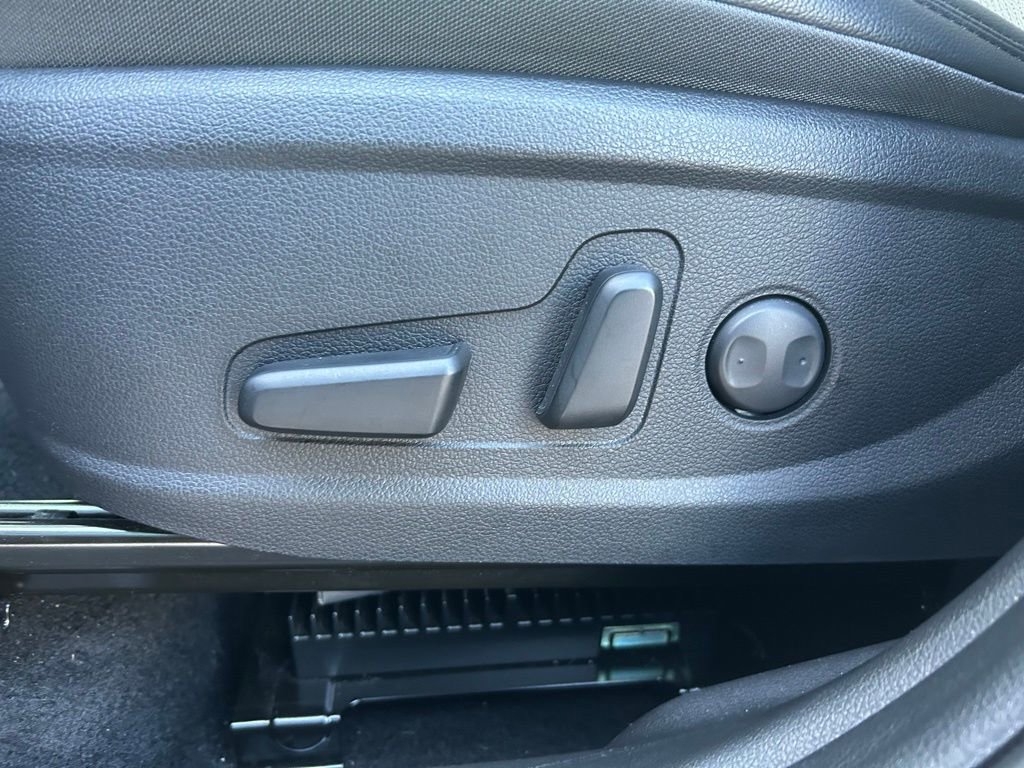 Used 2023 Hyundai Santa Fe SEL Premium image 51