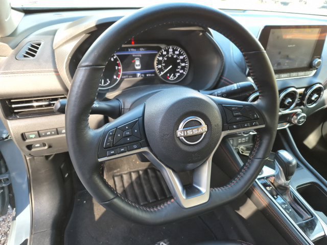 Used 2025 Nissan Sentra SR w/ SR Premium Package FWD image 19