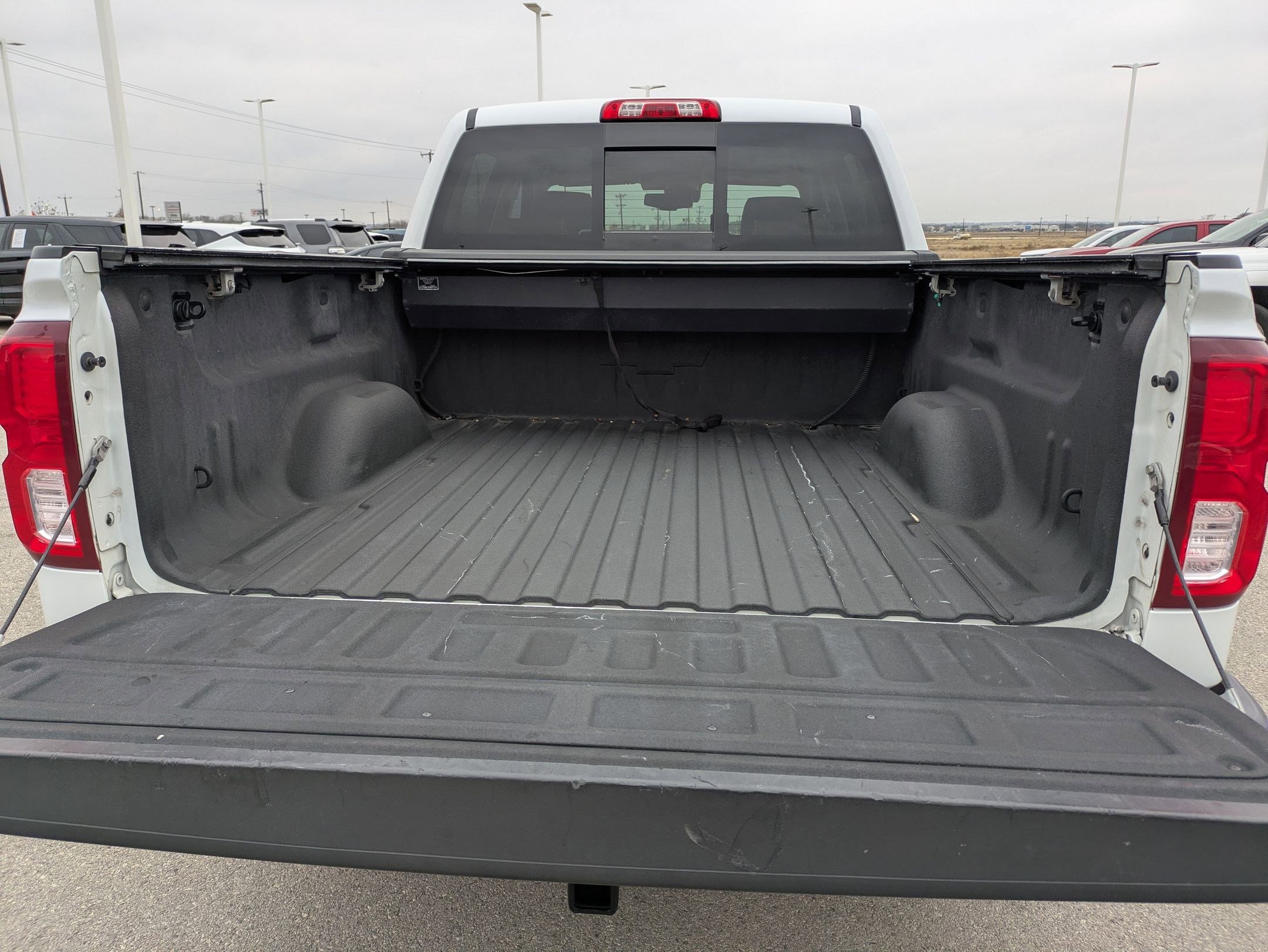 Used 2016 Chevrolet Silverado 1500 High Country w/ High Country Premium Package image 23