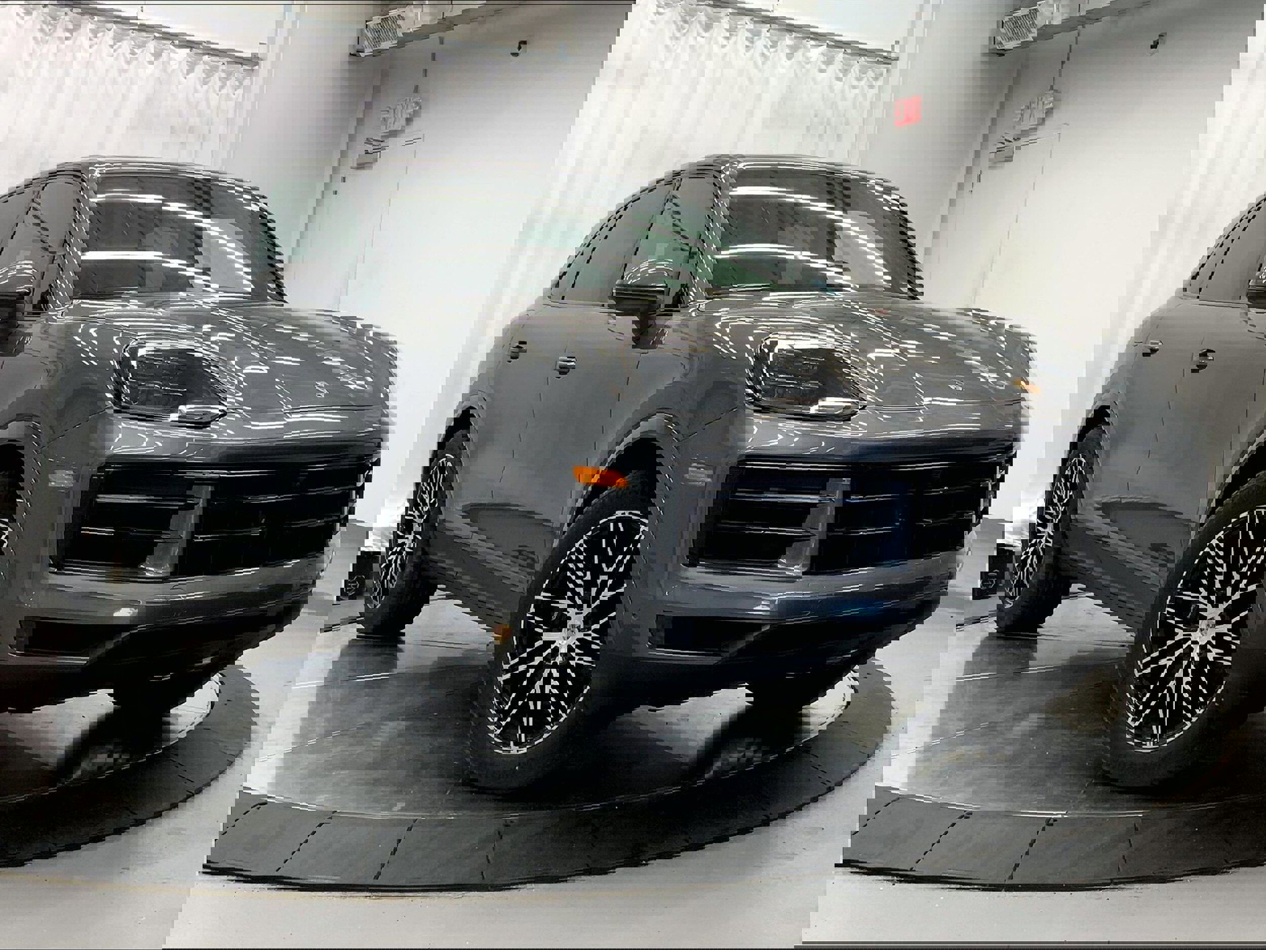 New 2025 Porsche Cayenne image 6