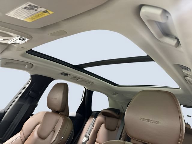 Used 2019 Volvo XC60 T6 Inscription w/ Protection Package Premier AWD/4WD image 28