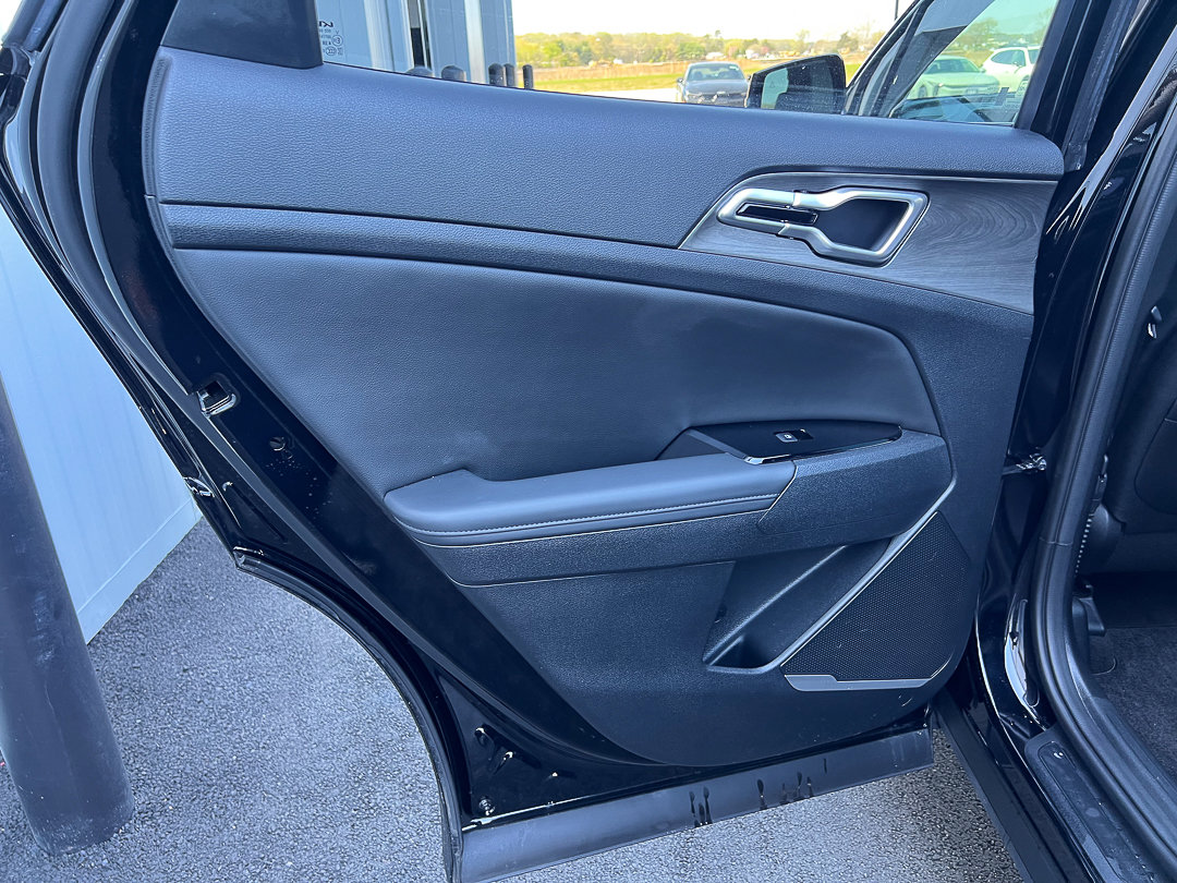 Used 2025 Kia Sportage X-Line w/ Premium Package AWD/4WD image 27