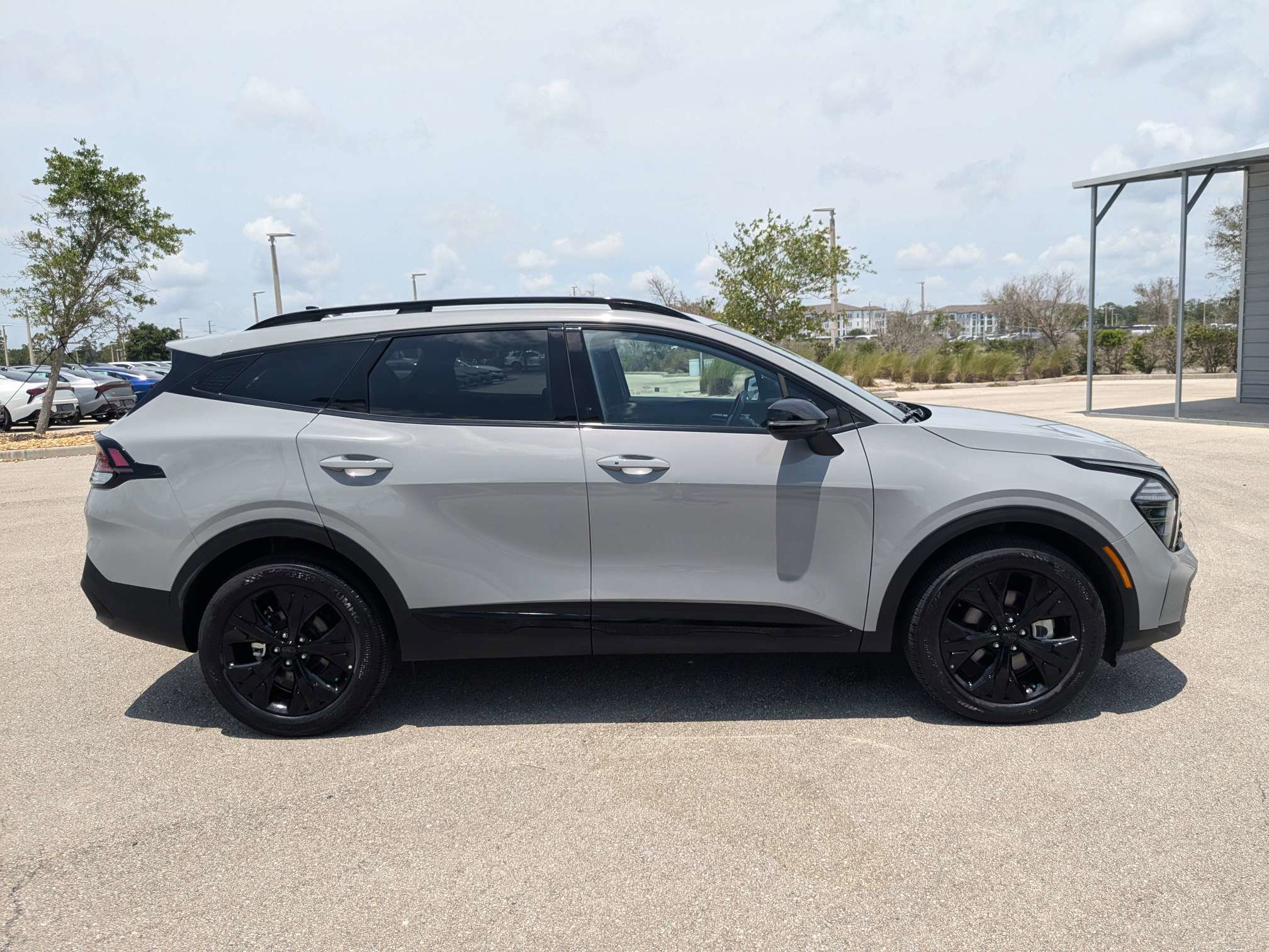Used 2025 Kia Sportage X-Line AWD/4WD image 3