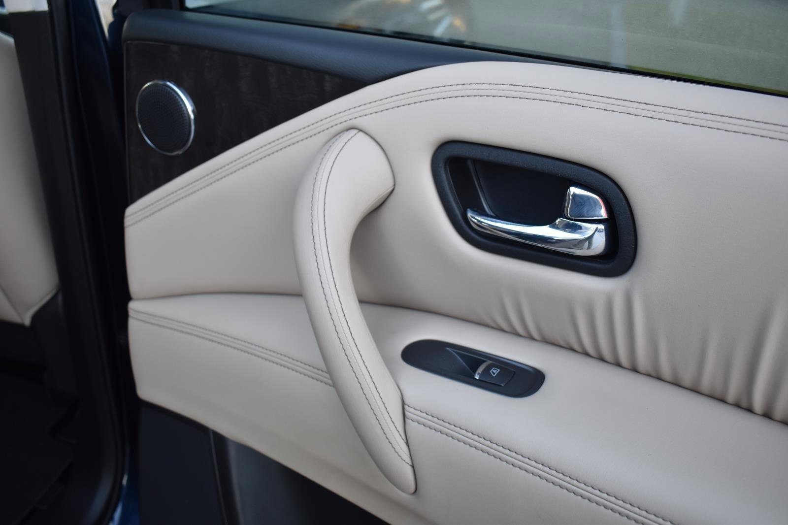 Certified 2024 Nissan Armada Platinum w/ Captain's Chairs Package image 51