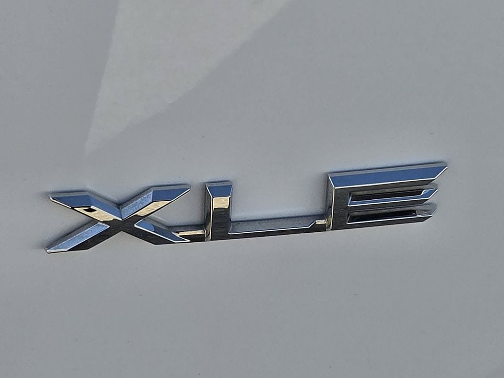 Used 2026 Toyota RAV4 XLE Premium FWD image 11