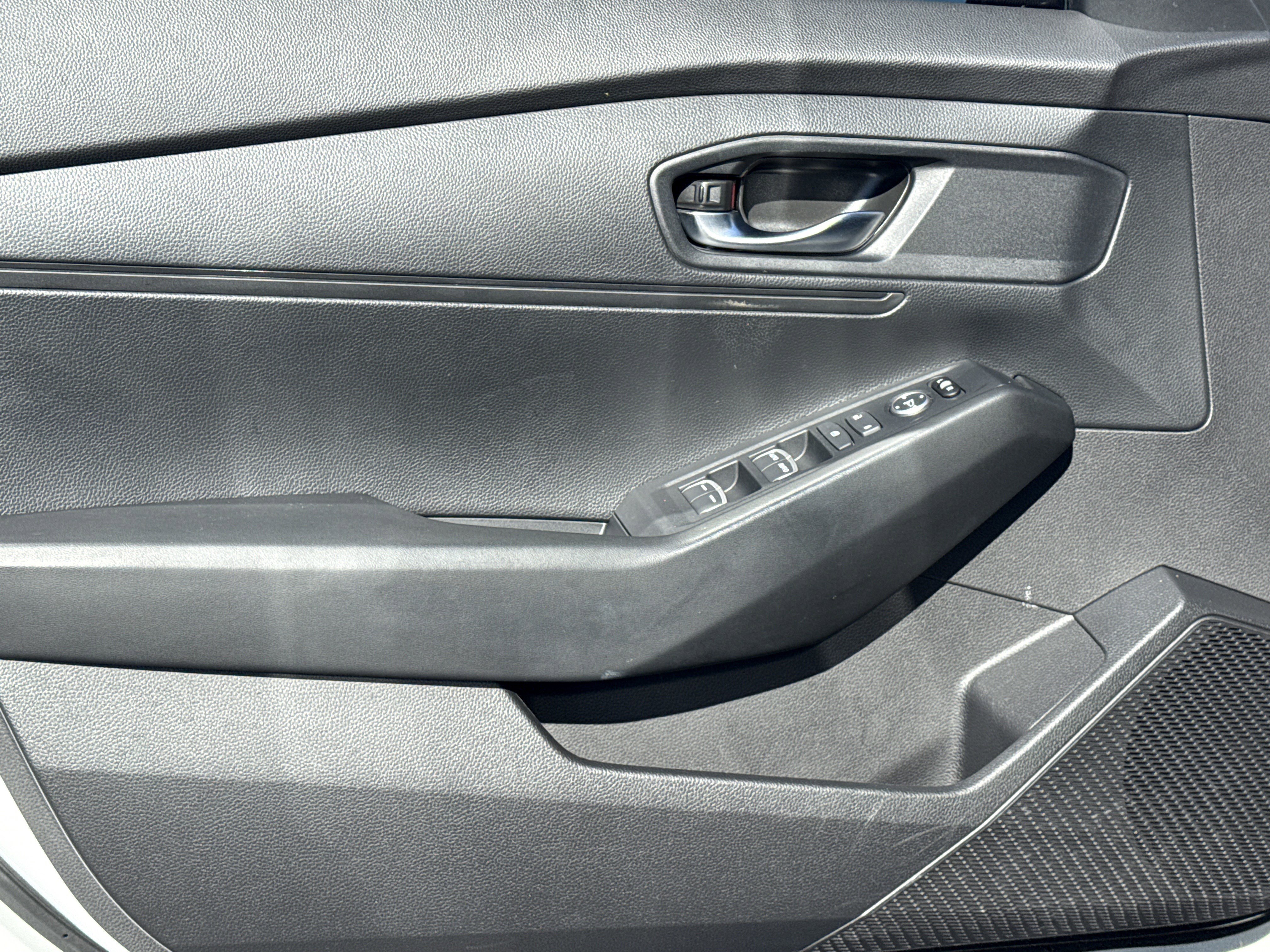 Used 2023 Honda Accord LX image 14