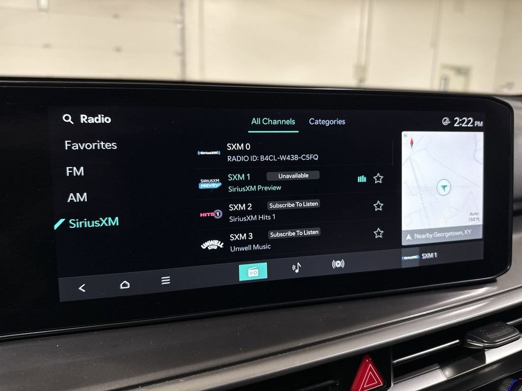 Used 2024 Kia Sorento S image 14