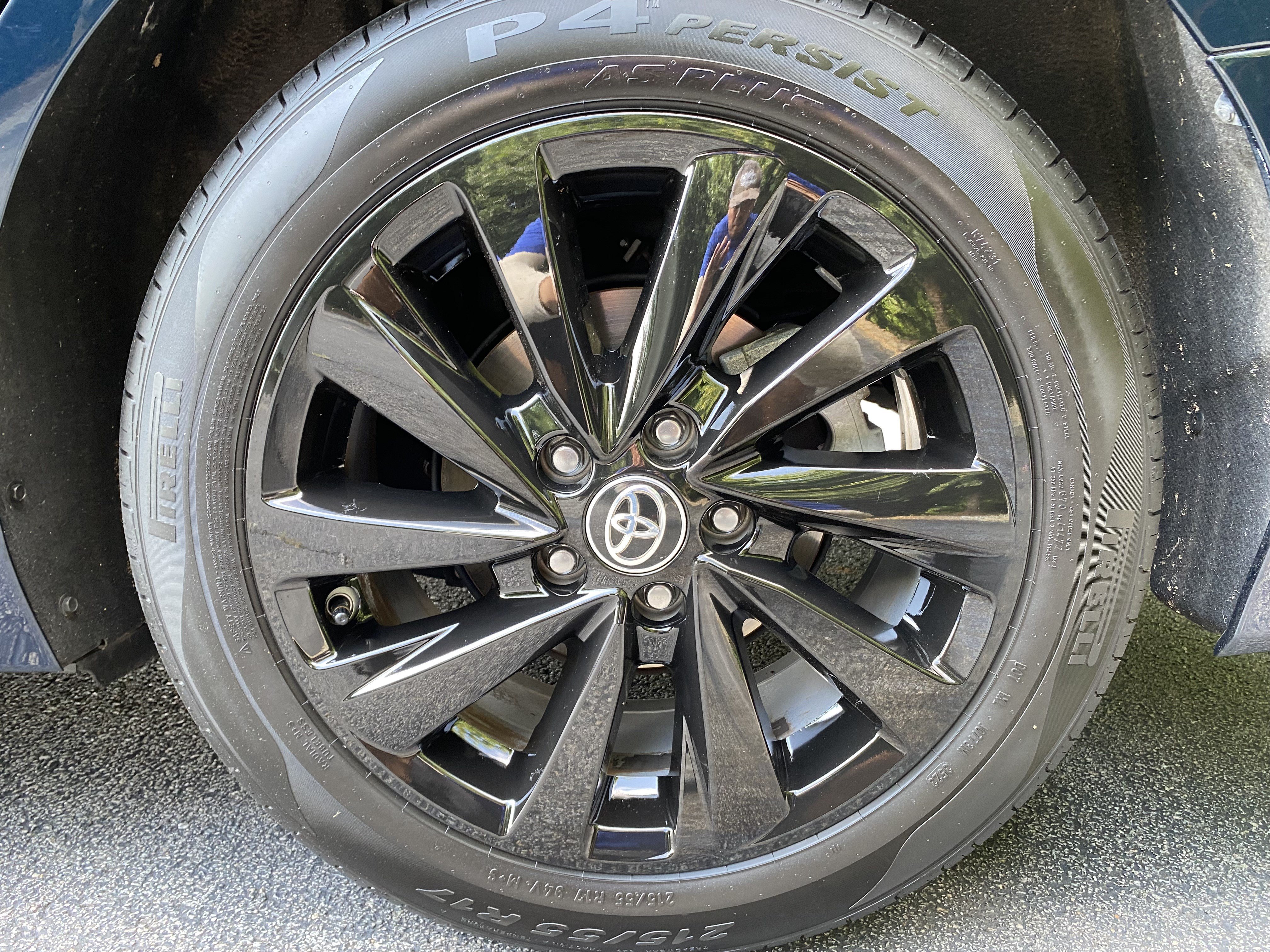 Used 2021 Toyota Camry LE FWD image 38