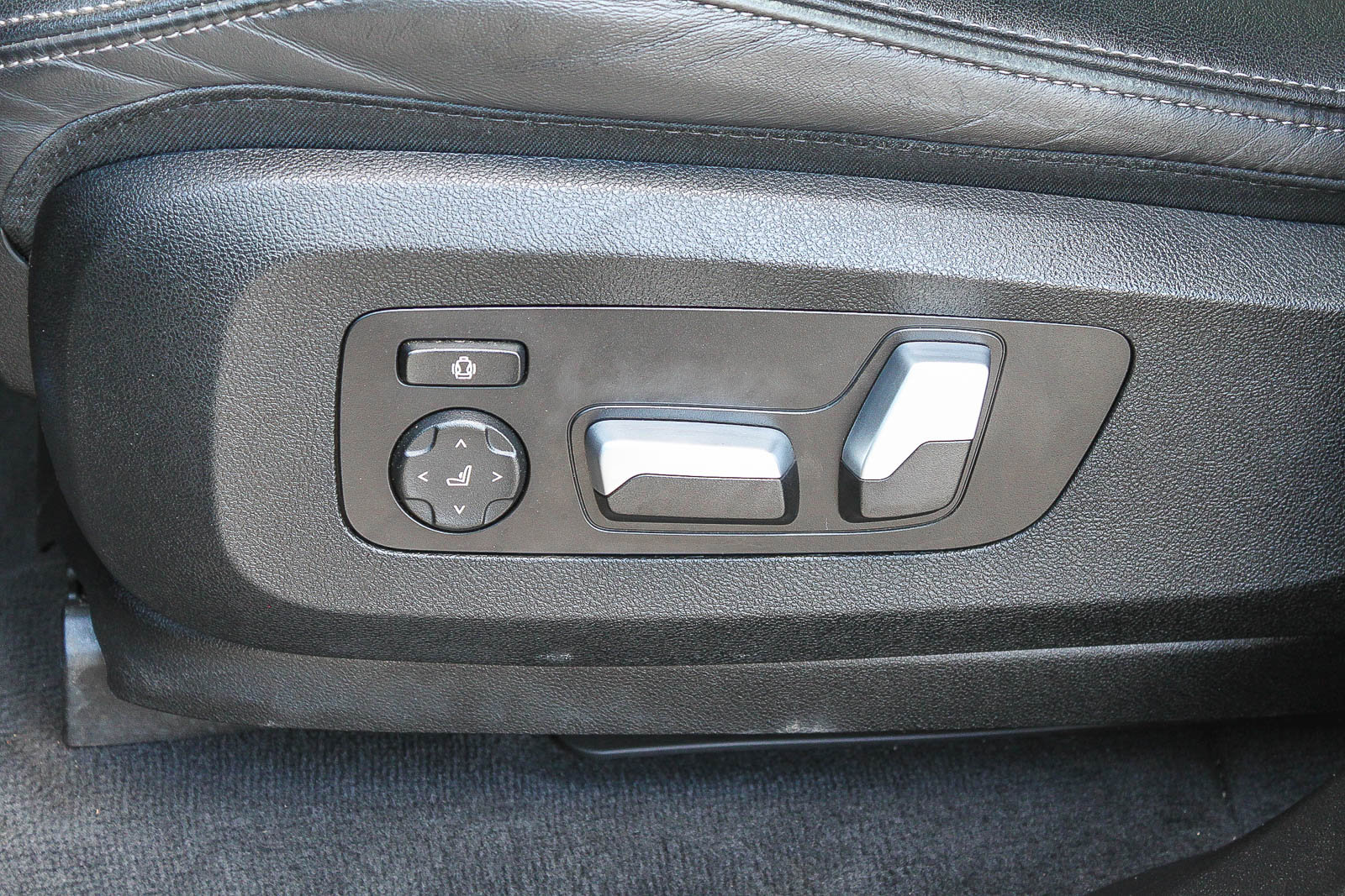 Used 2023 BMW X5 xDrive40i image 23