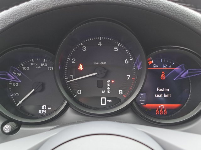 Used 2026 Porsche Macan AWD/4WD image 29